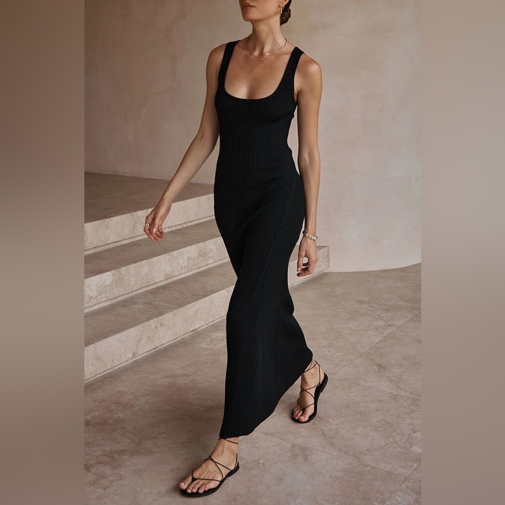 Dissh Victoria knit black dress small